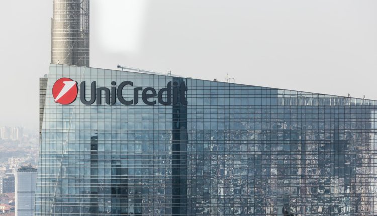 UniCredit lifts profit guidance, leaving behind the 'drag' of its Banco BPM bid