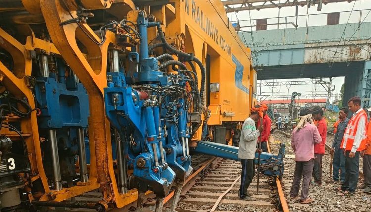 Central Railway Announces Mega Block on Sept 21 for Maintenance Work