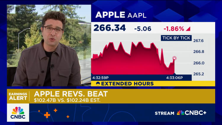 Apple shares slide despite earnings and revenue beat, iPhone revenue misses