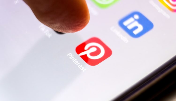 Pinterest shares plummet 15% on earnings miss, weak forecast