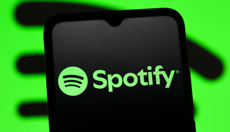 Spotify tops third-quarter estimates, issues mixed guidance