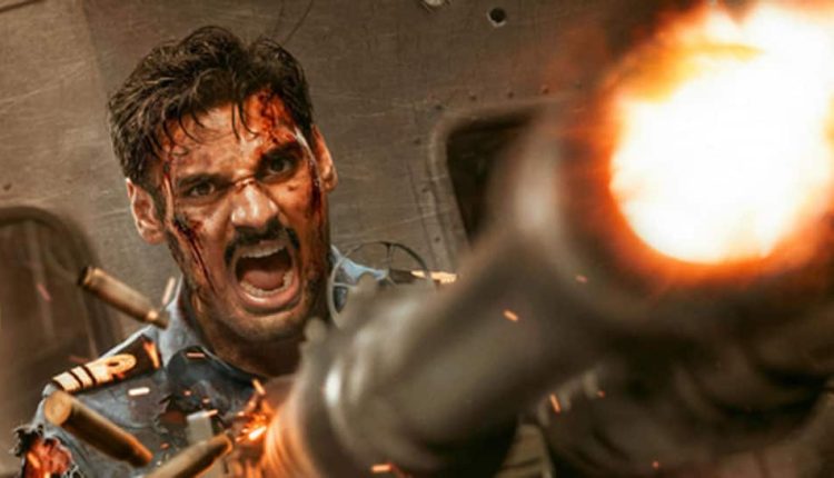 Border 2 Poster: Suniel Shetty Reacts To Son Ahan Shetty’s Explosive FIRST LOOK! | Movies News