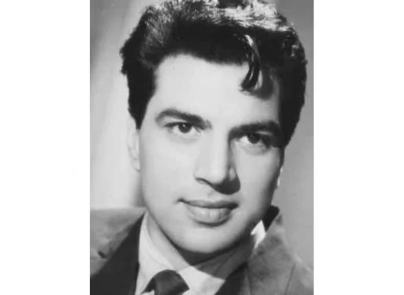 Dharmendra Birthday: From ‘Sholay’ to ‘Anupama’ and ‘Yaadon Ki Baaraat’, Revisiting Legendary Actor’s Iconic Dialogues on His 90th Birth Anniversary
