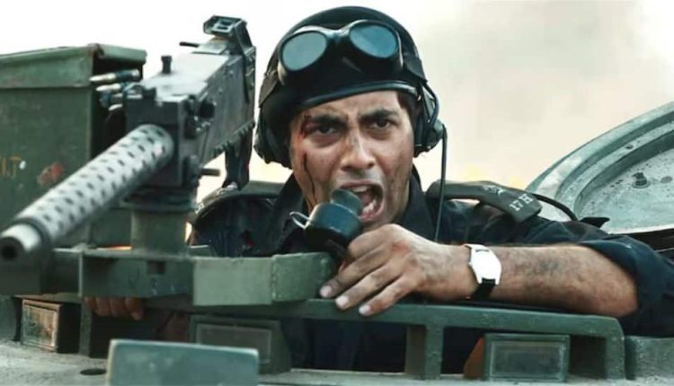 Dhurandhar Box Office Impact: Agastya Nanda–Dharmendra’s Ikkis Postponed, New Release Date Announced | Movies News