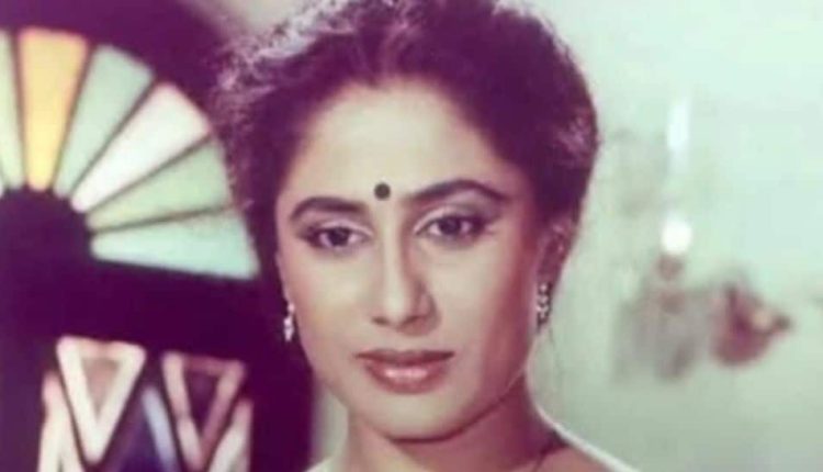 Raj Babbar Pens Emotional Tribute To Late Wife Smita Patil On Her Death Anniversary | People News