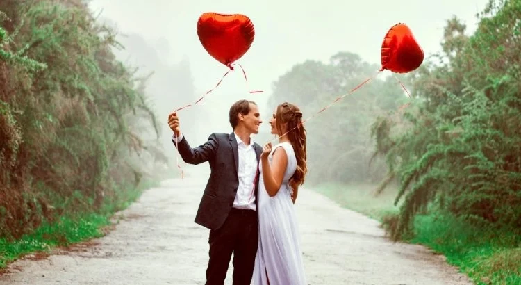 Romantic Happy New Year 2026 Wishes and Greetings: 10+ HNY Message Templates For Your Long Term Partner or Potential Hinge or Bumble Dates