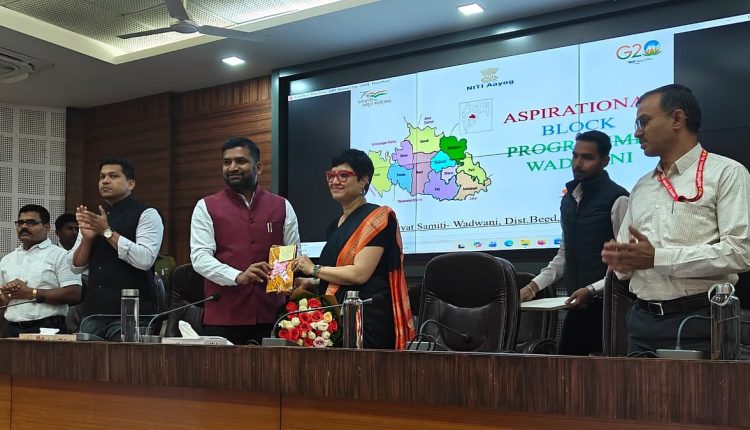 Stop Child Marriages & Improve Women’s Lifestyle For Development, Says Suman Chandra In Beed