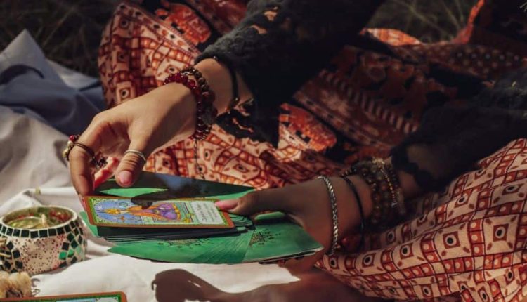 Tarot Card Reading Horoscope Today For December 09: Emotional Fulfillment Takes Center Stage Today, Zodiacs | Culture News