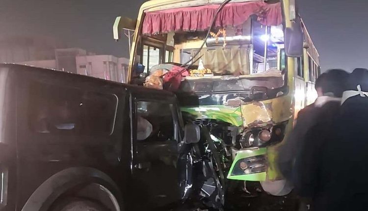 Indore News: 28-Year-Old Killed, Friends Injured In SUV-Bus Head-On Collision